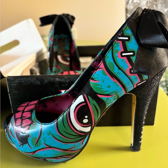 Iron Fist peep toe high heeled shoes. - Picture 9 of 10